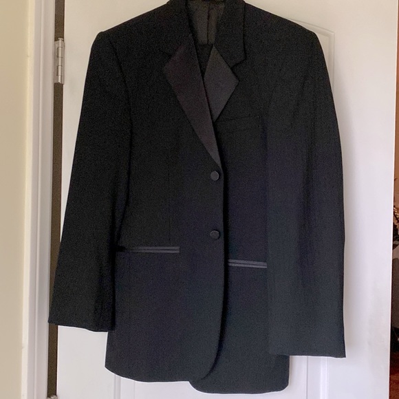 50S Jean Yves Parisian 2BTN Tuxedo with matching 42-43-44 pleated pants - Picture 4 of 10